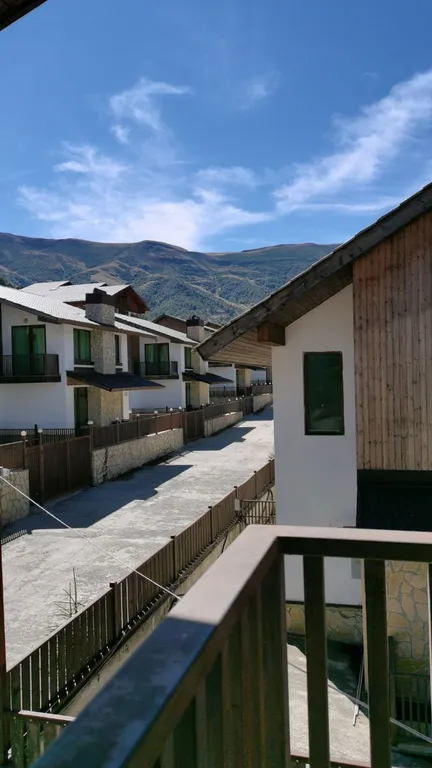 Апартаменты с одной спальней и камином в коттедже