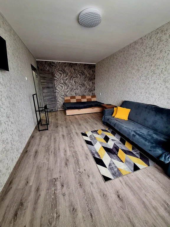 Квартира рядом с центром Илизарова — аренда посуточно в Курган