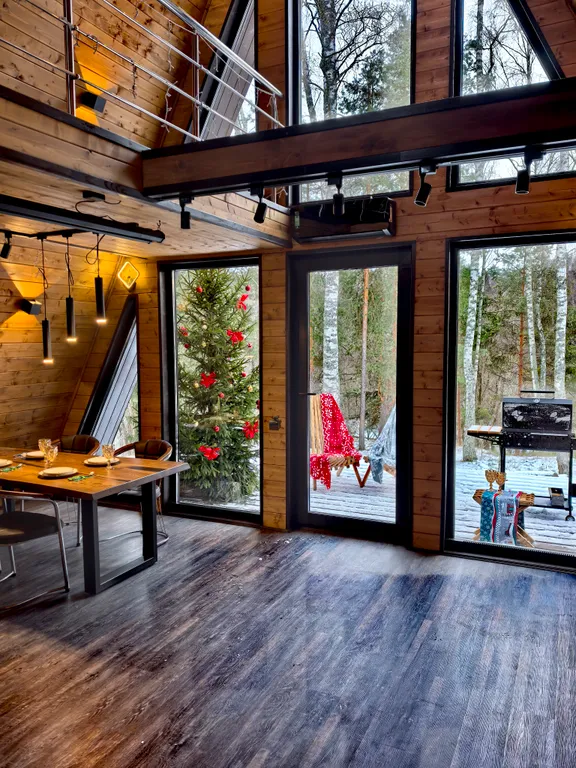 Дом в лесу и никаких соседей