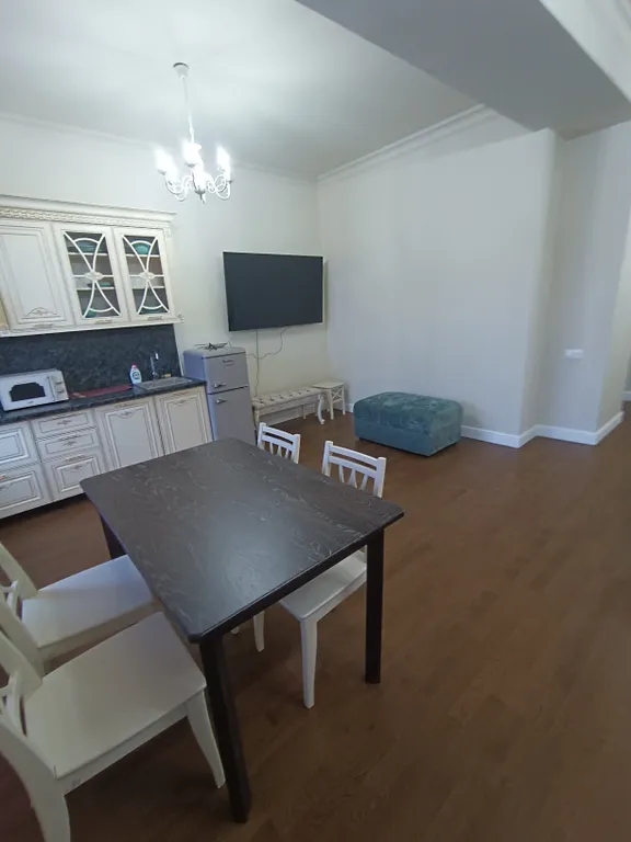 Отличная локация, квартира в центре города с евроремонтом