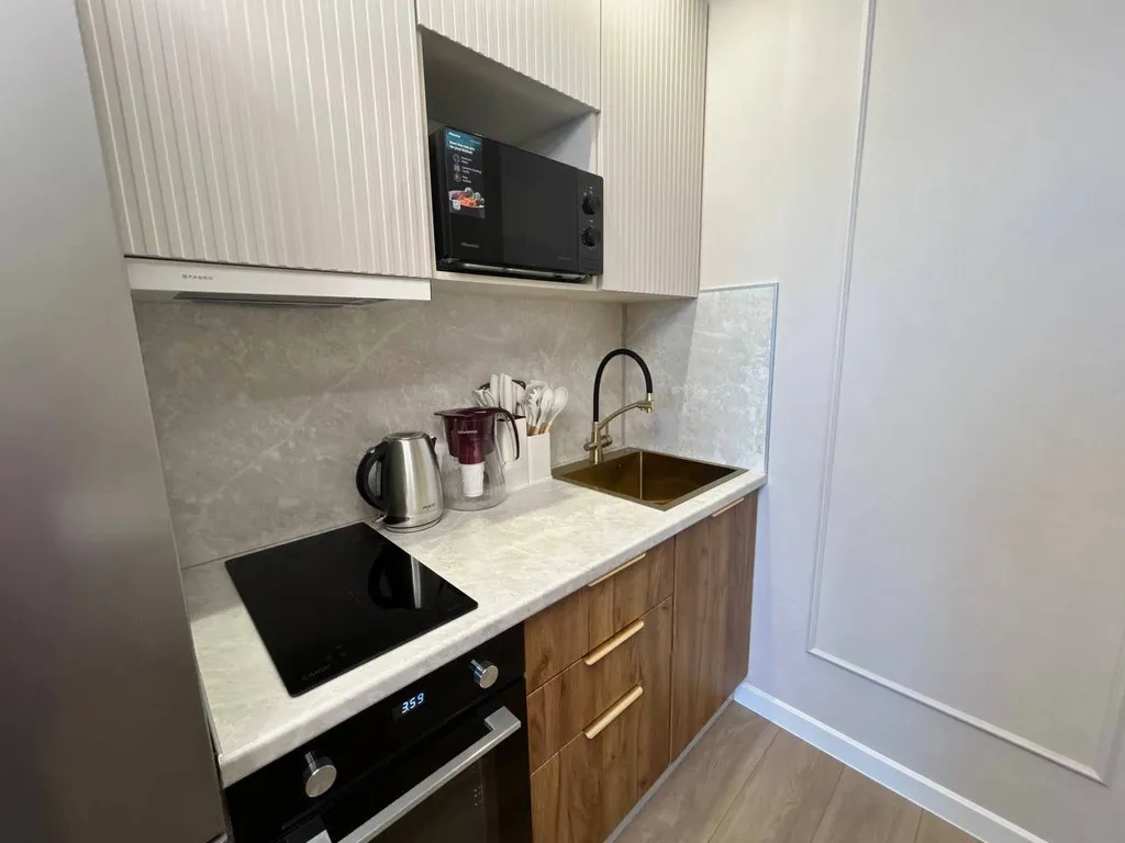 Поделам Дизайнерская квартира на 14 этаже у арены Трактор