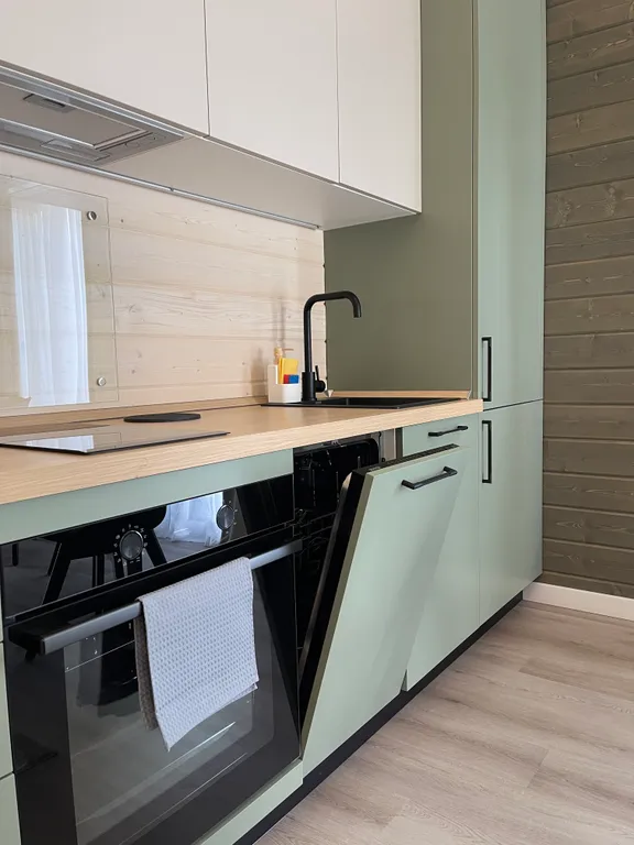 Коттедж Современный дом с баней у водохранилища — Лопотово