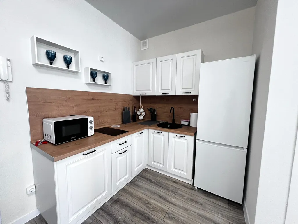 168 С бассейнами Евротри на 5 человек, 2 сан узла