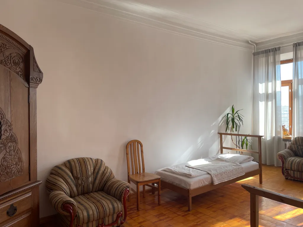 Уникальная 5-комнатная квартира на Фонтанке