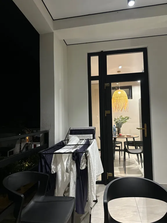 Апартаменты на первой береговой линии с сосновой рощей у моря