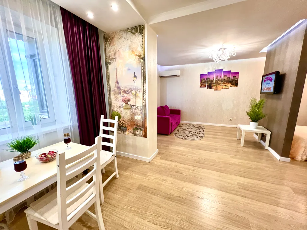 Квартира Квартира Стильная шикарная студия рядом с МТЛ-ареной — Самара