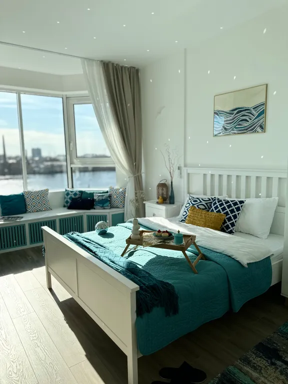 Квартира Квартира с панорамным видом на Неву — Санкт-Петербург