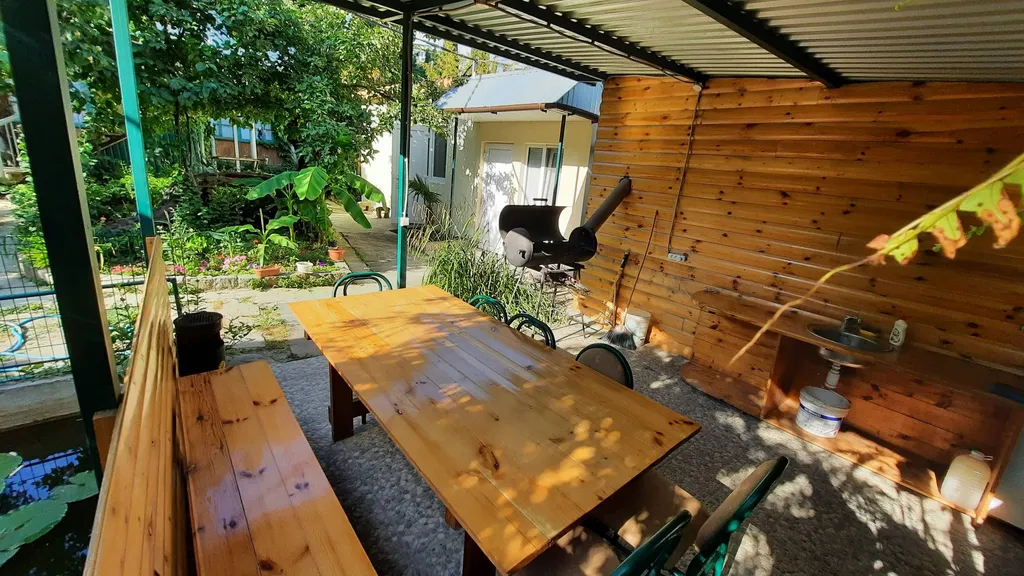 Квартира Квартира Студия в частном зелёном дворе — Гурзуф