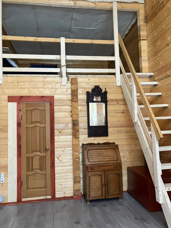 Уютный дом в деревне рядом с рекой Ока