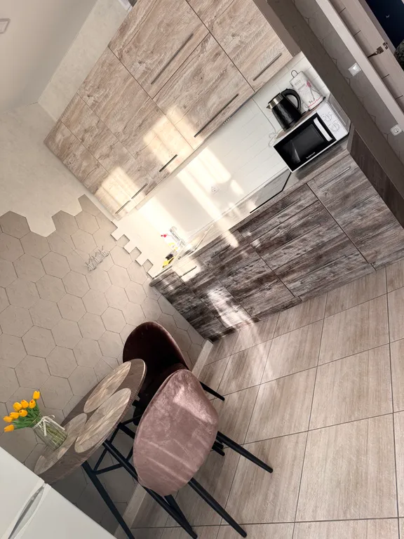 Уютная светлая квартира с самыми красивыми закатами