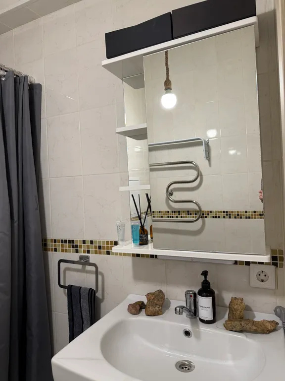 Уютная студия с дизайнерским ремонтом