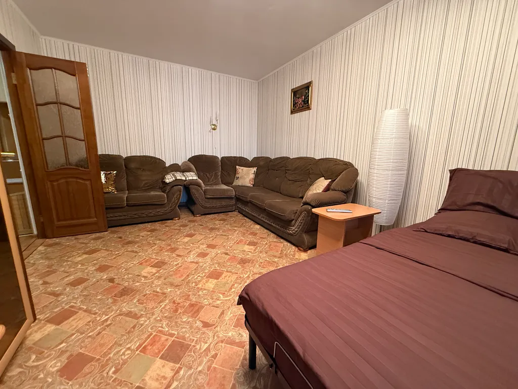 Квартира на Петра Алексеева