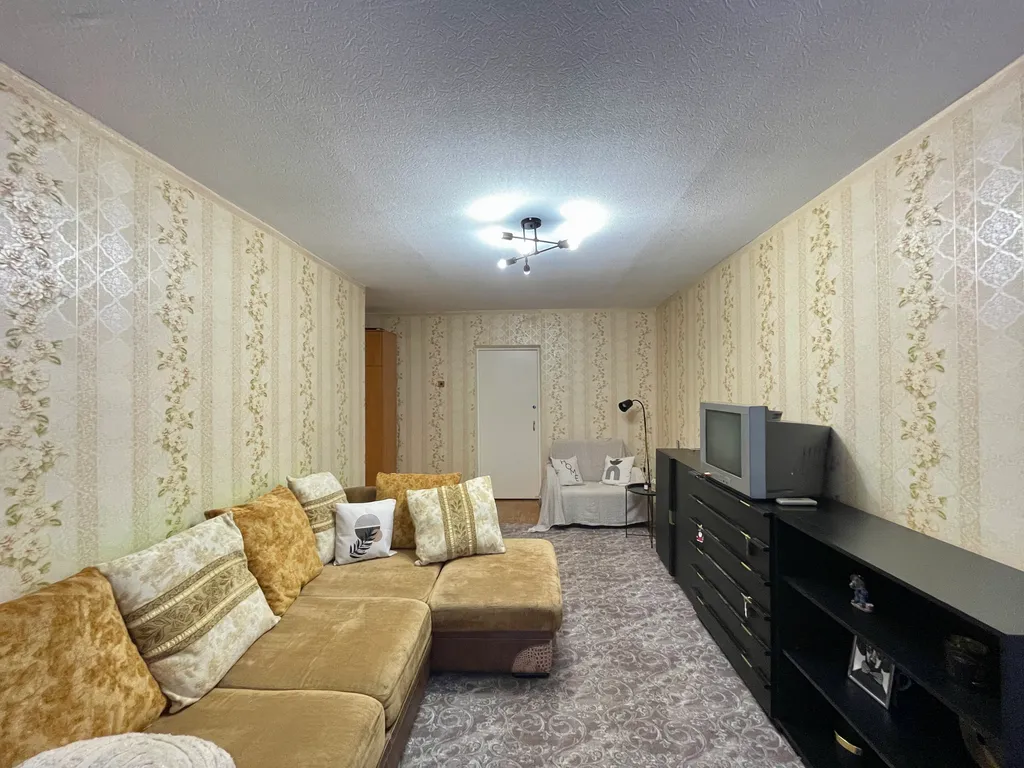 Квартира рядом с пляжем,у кинотеатра "Современник"