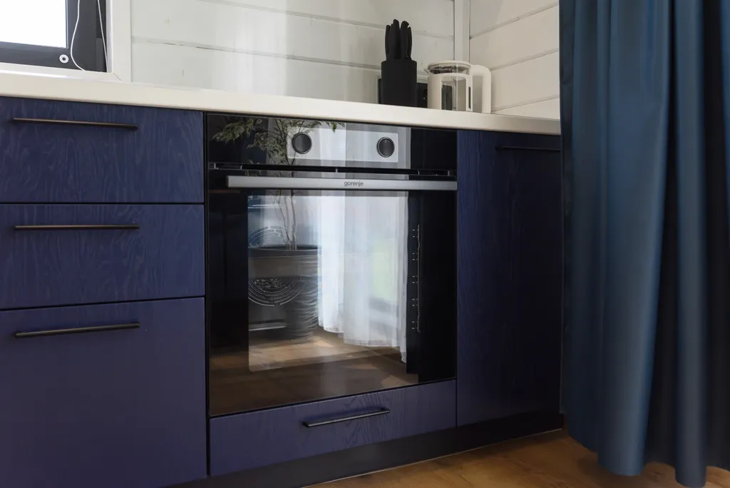 Райский дом у озера