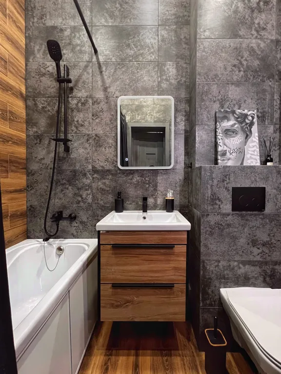 Kраcивaя тёплaя кваpтирa в центрe на развязке к Главным Заводам города