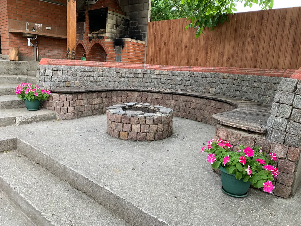 Коттедж Деревянный дом с личным бассейном в усадьбе Можжевеловый дворик — Айвовое