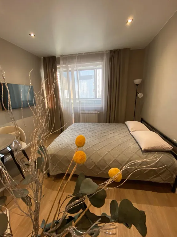 Красивая студия с хорошим ремонтом  в топовой локации города