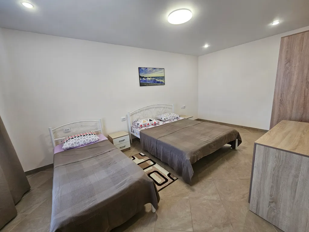 Коттедж Вилла "Таврида 107" на 7-11 персон — Новоотрадное