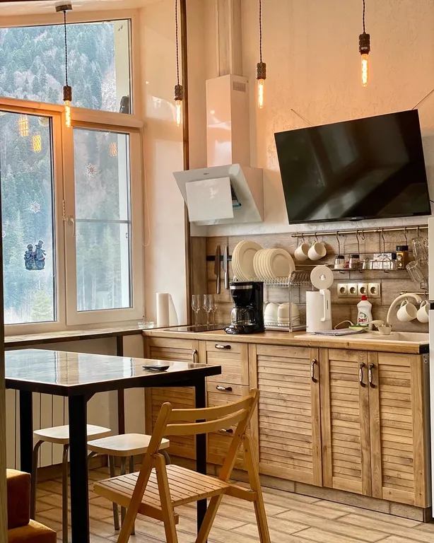 Квартира Светлая шале евро-трёшка — аренда посуточно в Домбай