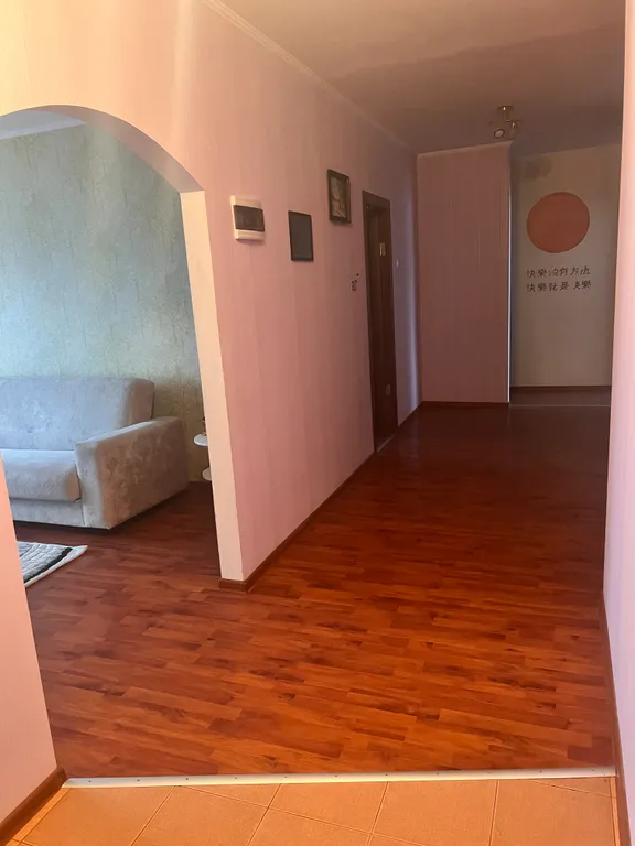 Уютная просторная квартира с видом на лесопарк Пышки