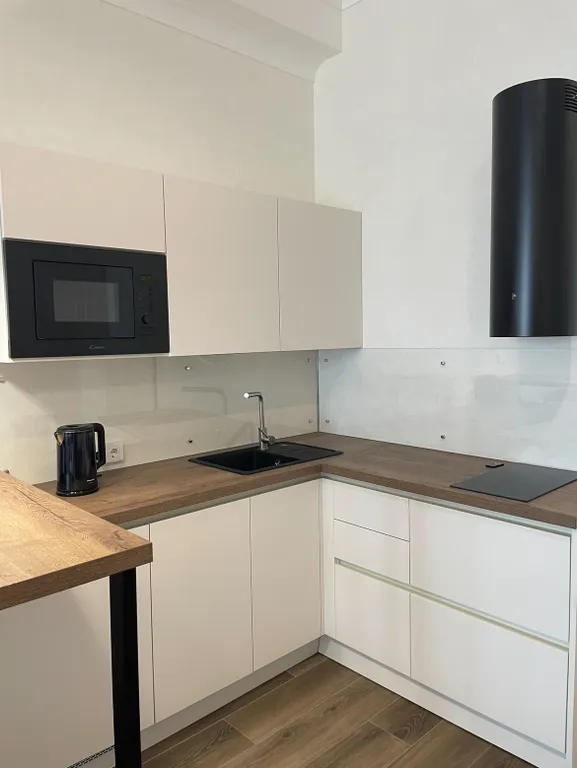 Скайплаза- Интурист