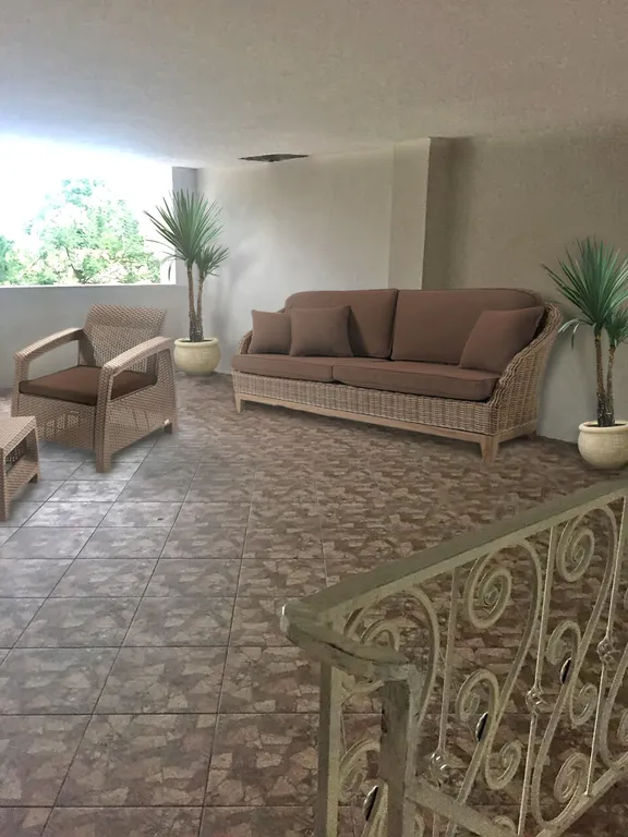 Апартаменты на Революции