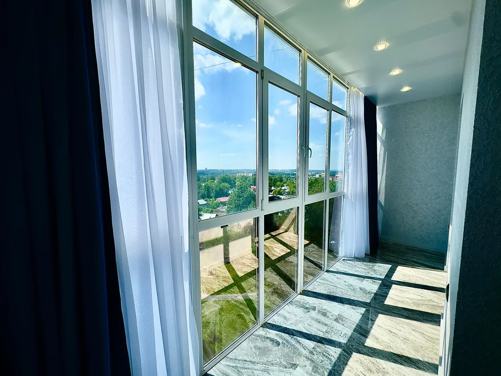 Комфортная квартира с видом на город
