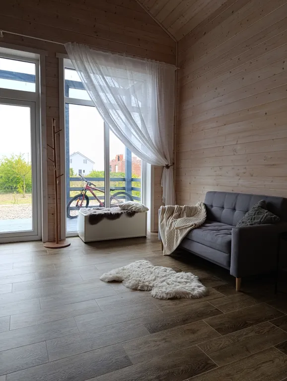 Уютный новый 2-этажный дом в 10 минутах от моря + Автомобиль