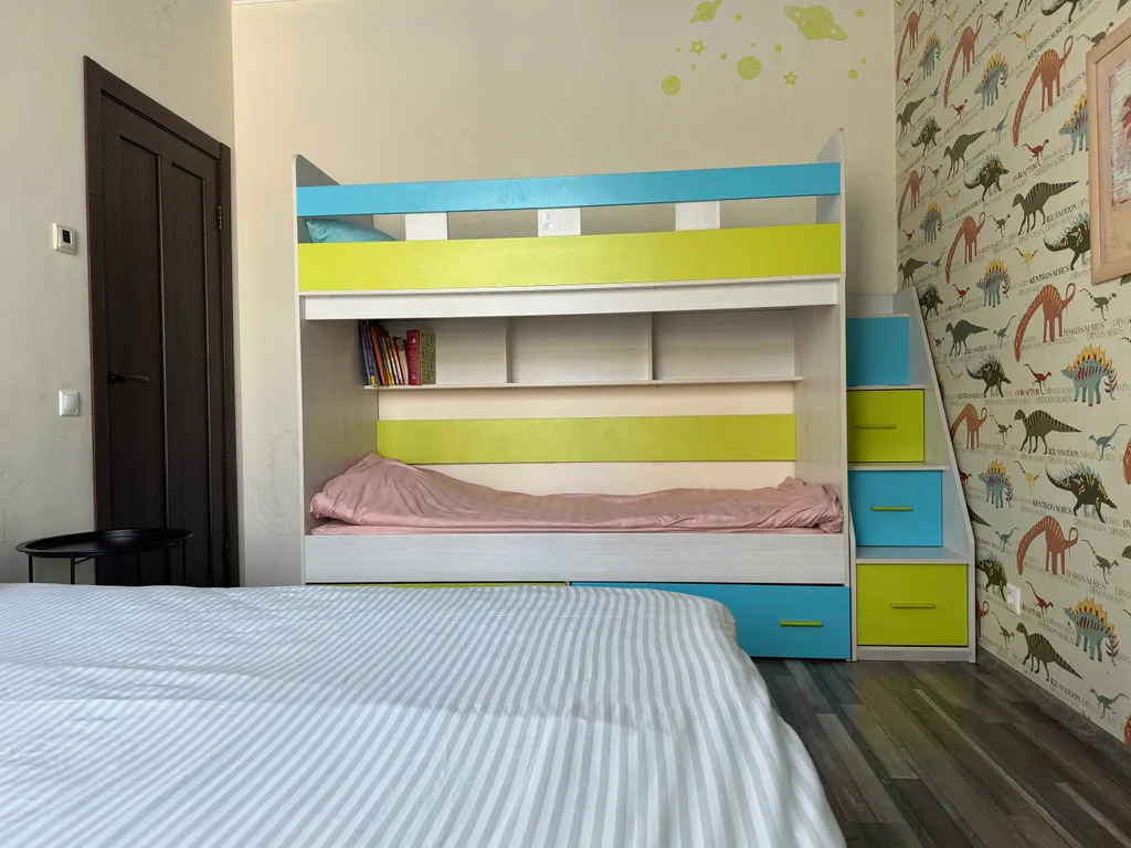 Дом-шале в черте города с баней и чаном