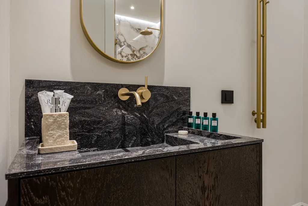 2-х комнатный апартамент студия в премиальном 5-звездночном комплексе