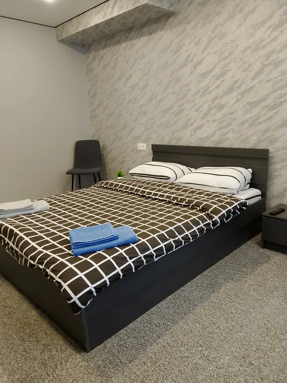 Стандарт с одной двухспальной кроватью