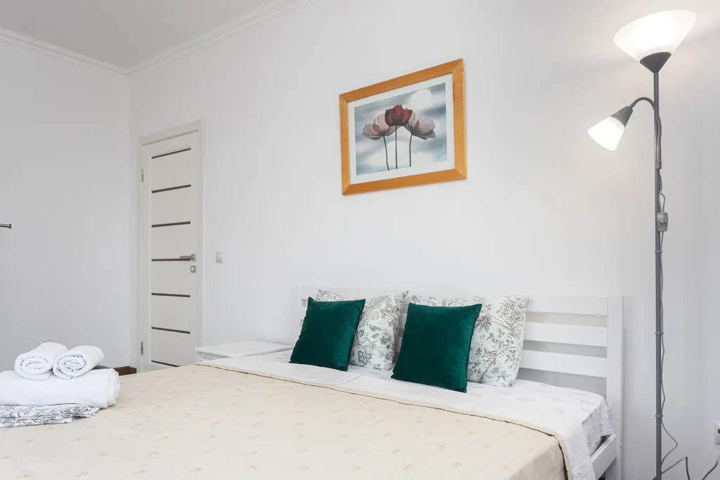 Шикарная Квартира в Центре города, с видом на Верхнее озеро.