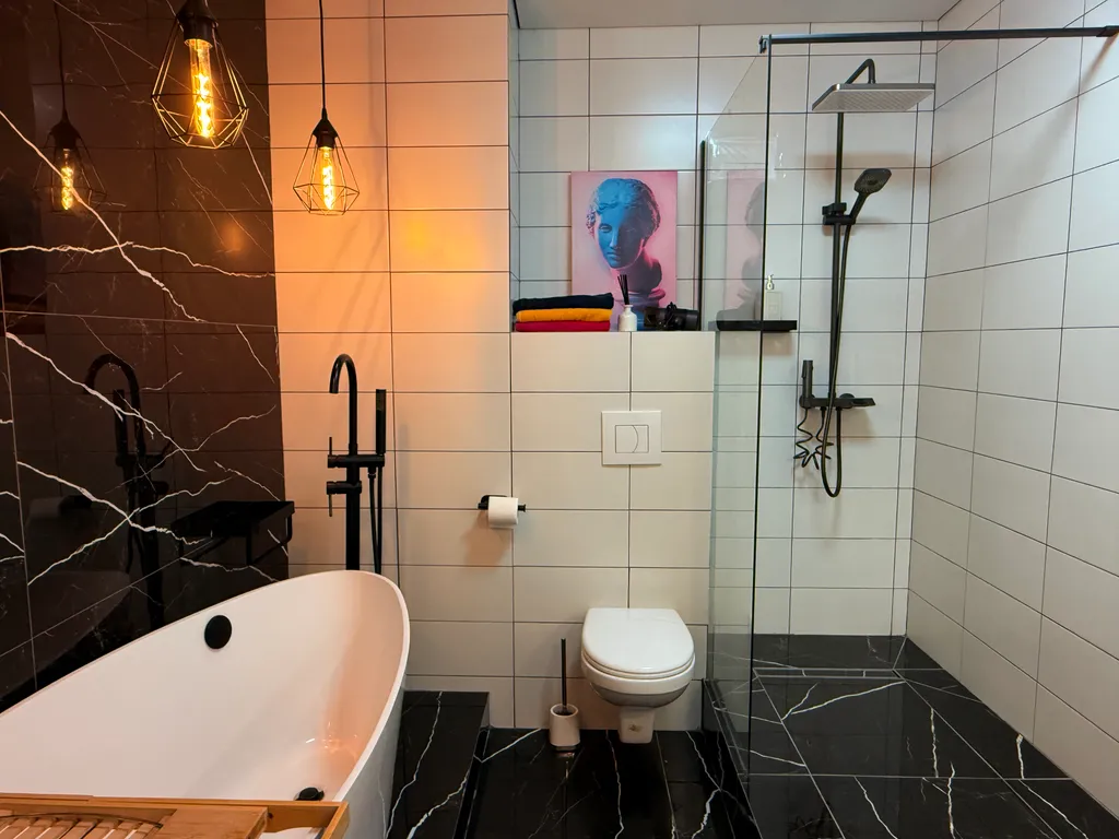 Квартира Дизайнерские апартаменты — Екатеринбург