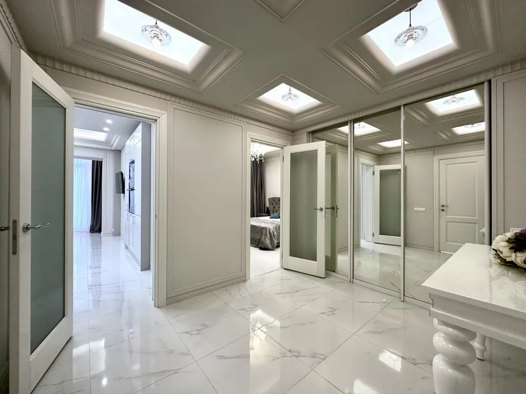 Роскошная 1-комнатная квартира рядом с центром настольного тенниса