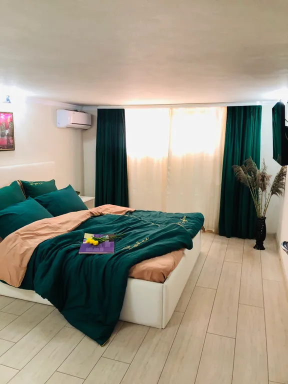 Уютна двухкомнатная квартира с видом на море