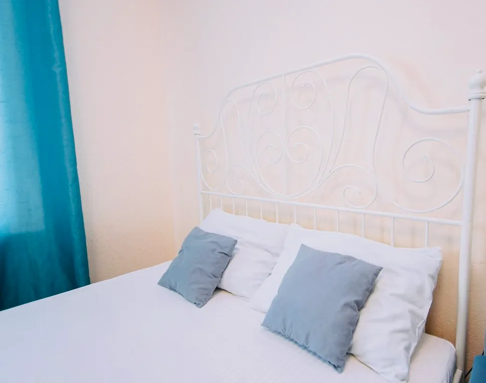 Уютная квартира рядом с жд вокзалом в новом доме.