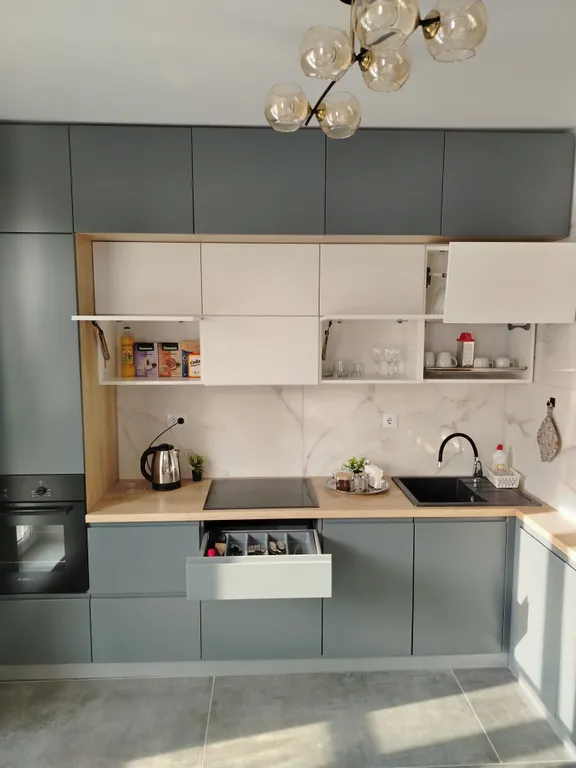 Рядом с центром квартира - студия с кондиционером