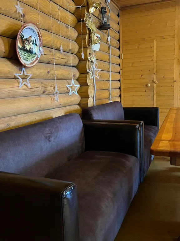 Дом с баней и бассейном