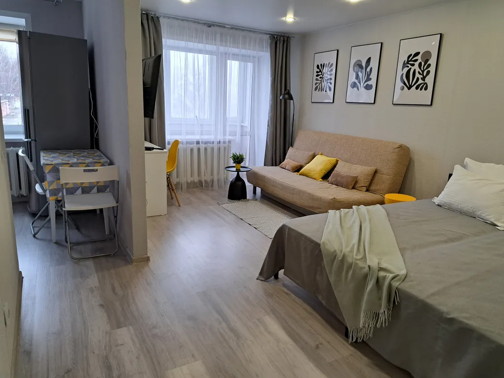 Однокомнатная квартира рядом с городской больницей и ДРКБ