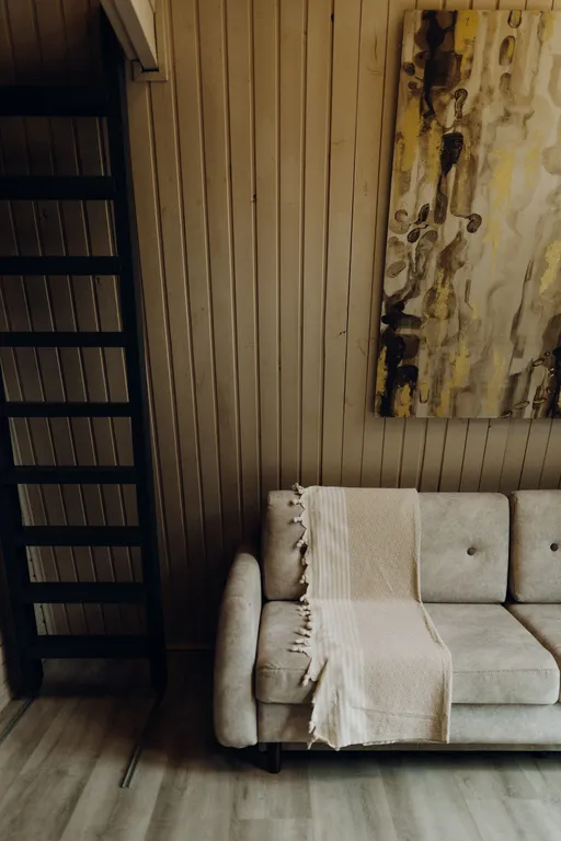 Уютное шале на берегу ручья с баней и купелью на уединенной террасе