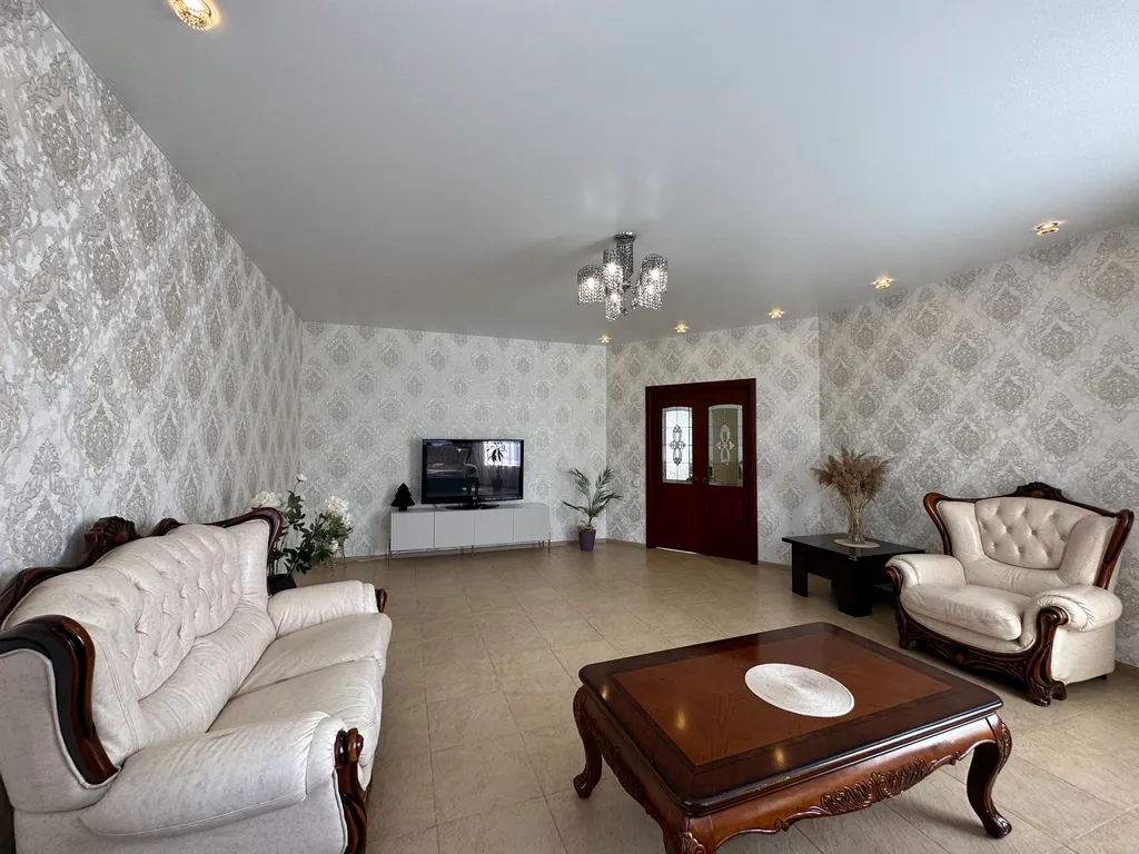 Просторный коттедж