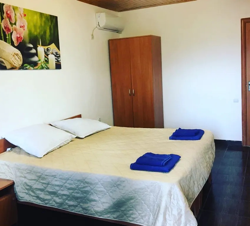 Квартира Комната — аренда посуточно в Оленевка