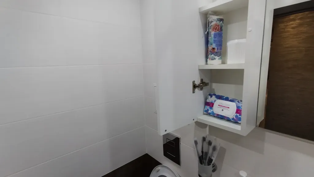 Комфортная двухкомнатная квартира в центре с отчётными документами