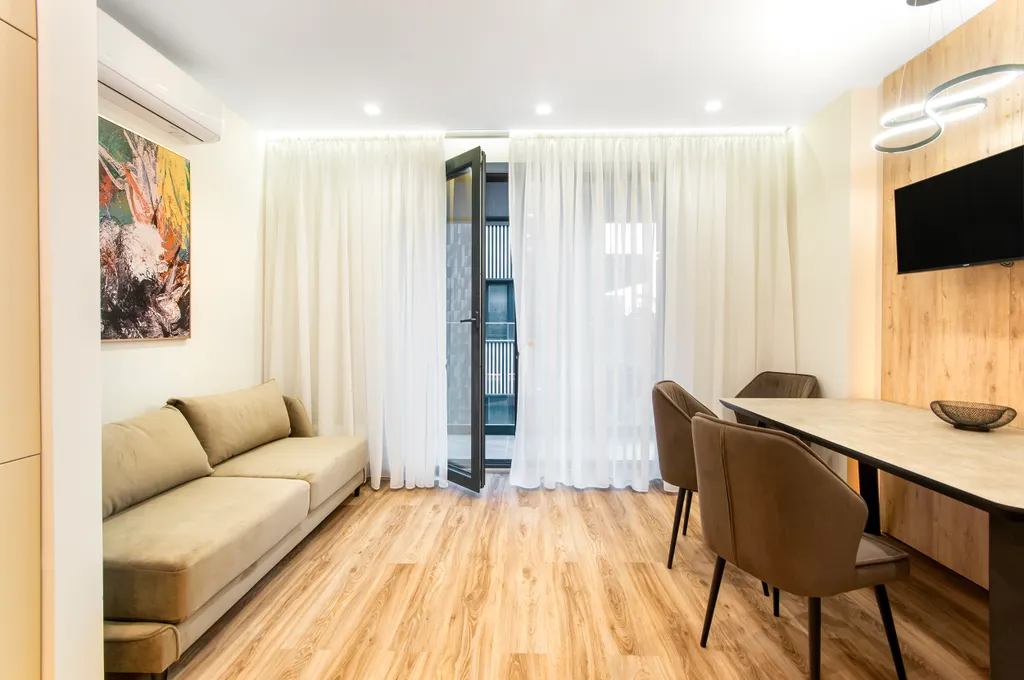 Стильная двухкомнатная квартира у моря Небо 19