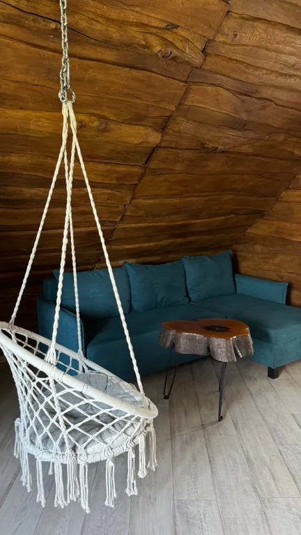 Дом с баней и бассейном