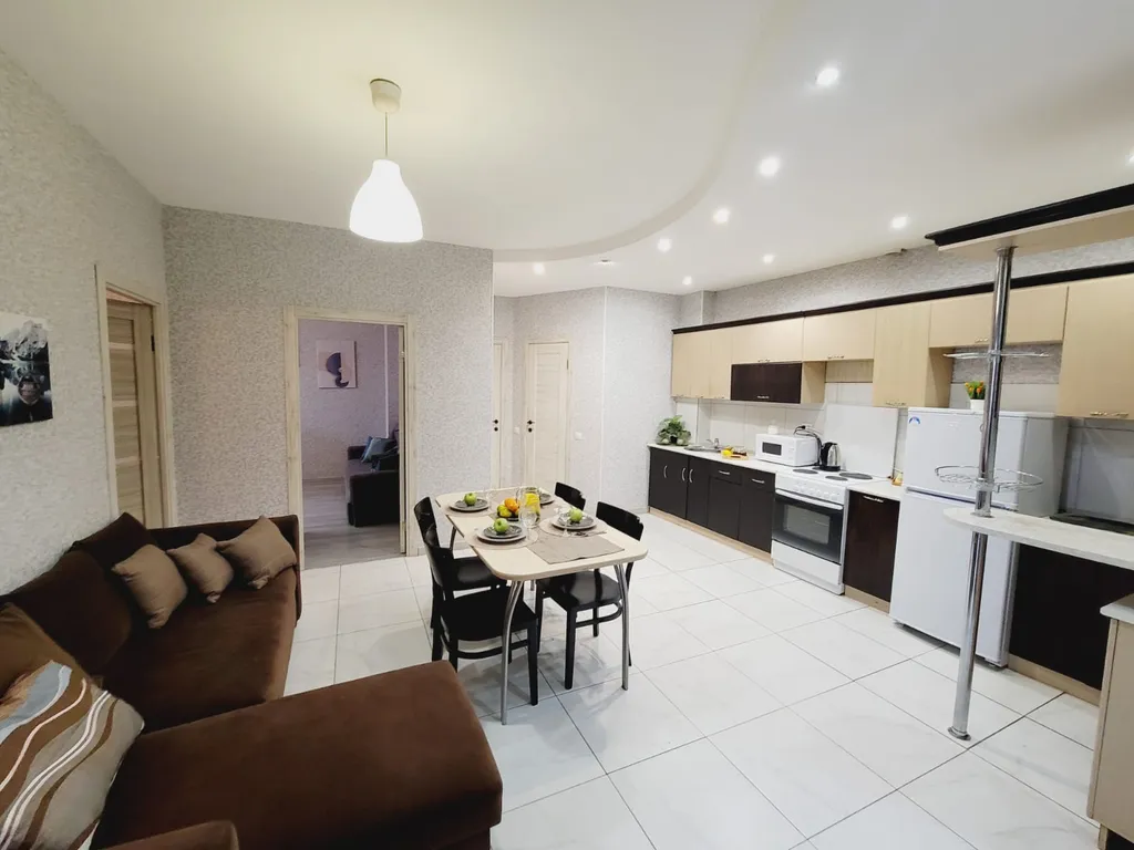 Уютная трёшка для большой компании рядом с центром