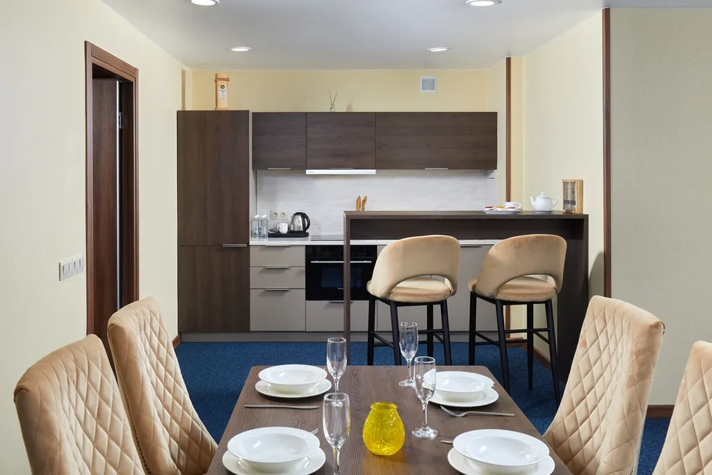 4-комнатная Квартира