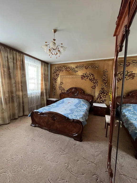 6-комнатный Дом