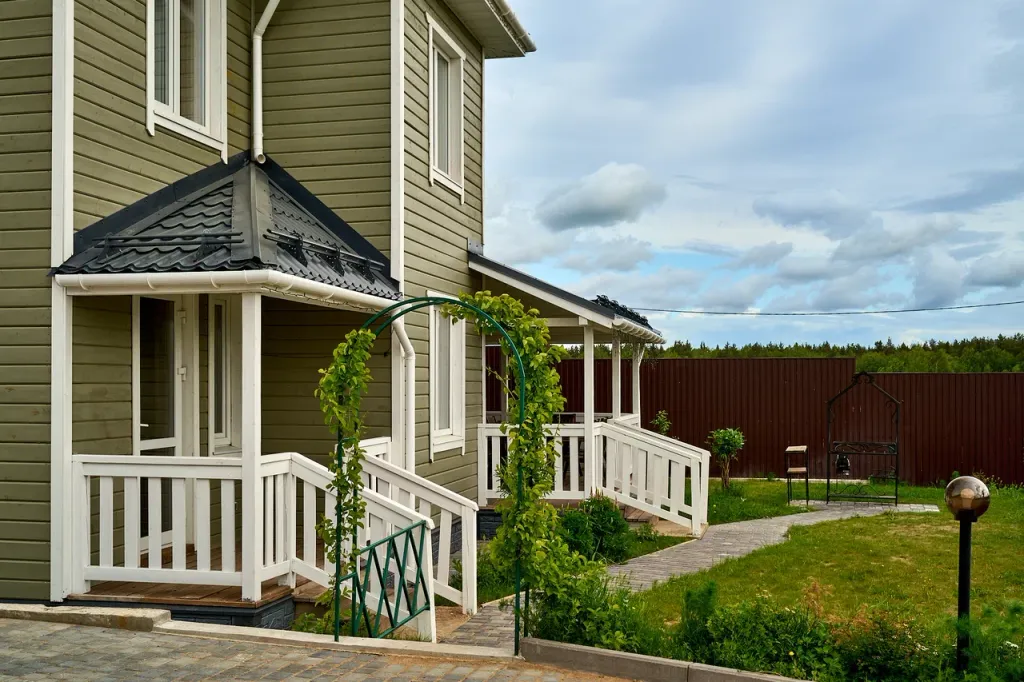 Коттедж Комфортабельный коттедж с дровяной сауной под Петергофом — Узигонты