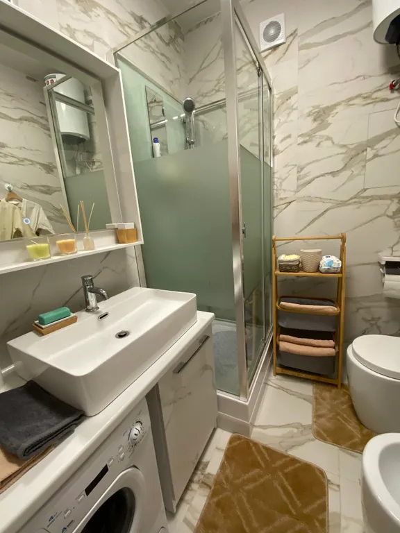 Студия в стиле Сканди с видом на Кремль